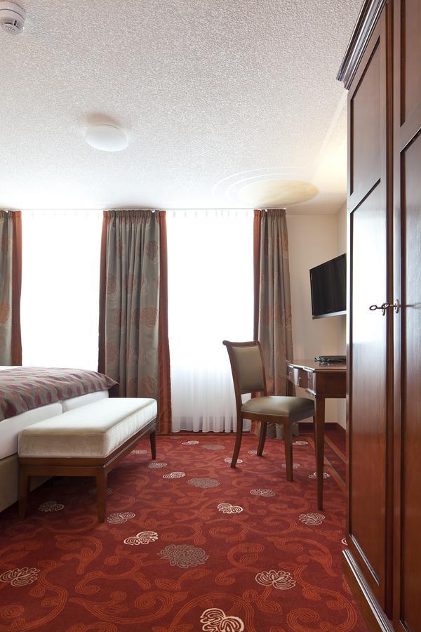 Zu Den Drei Linden Hotel Wermelskirchen Cameră foto