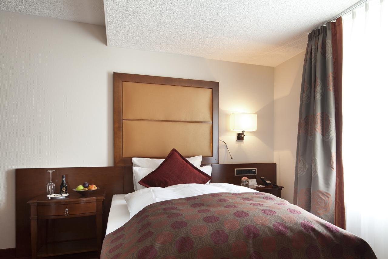 Zu Den Drei Linden Hotel Wermelskirchen Cameră foto